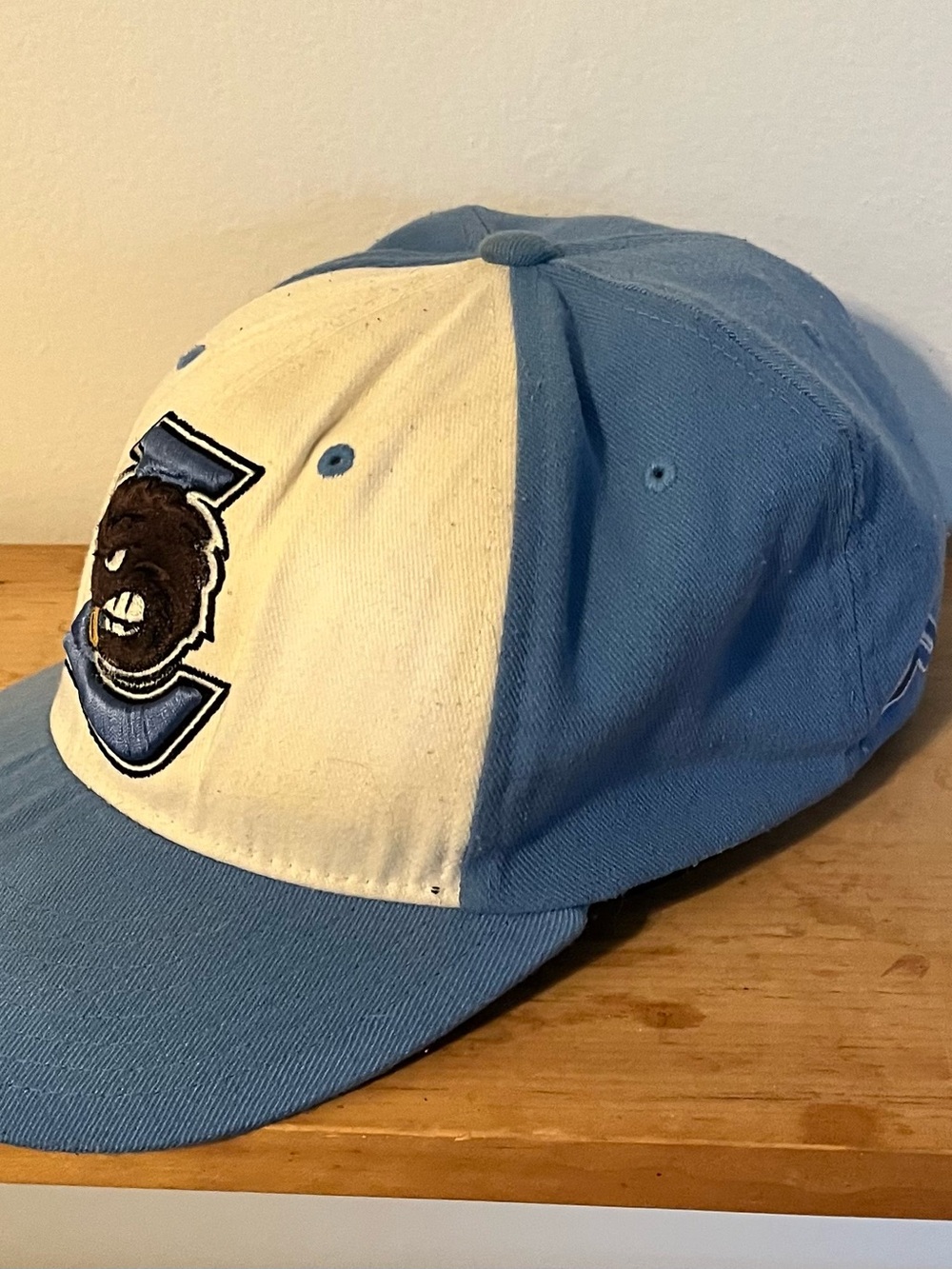 Laconia Muskrats Minor League Fitted Baseball hat- Like New!